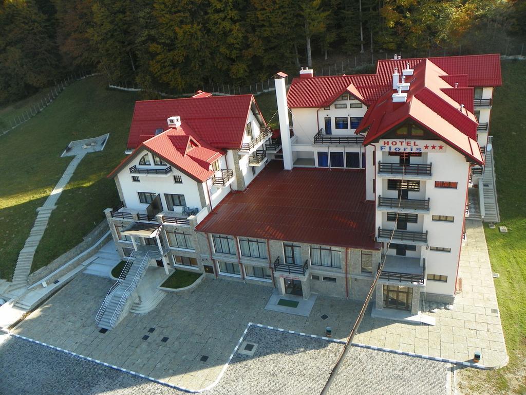 Hotel Floris Cheia  Exterior foto